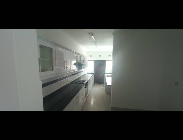 2 BEDROOM SIMPLEX TO LET IN UMHLANGA CENTRAL